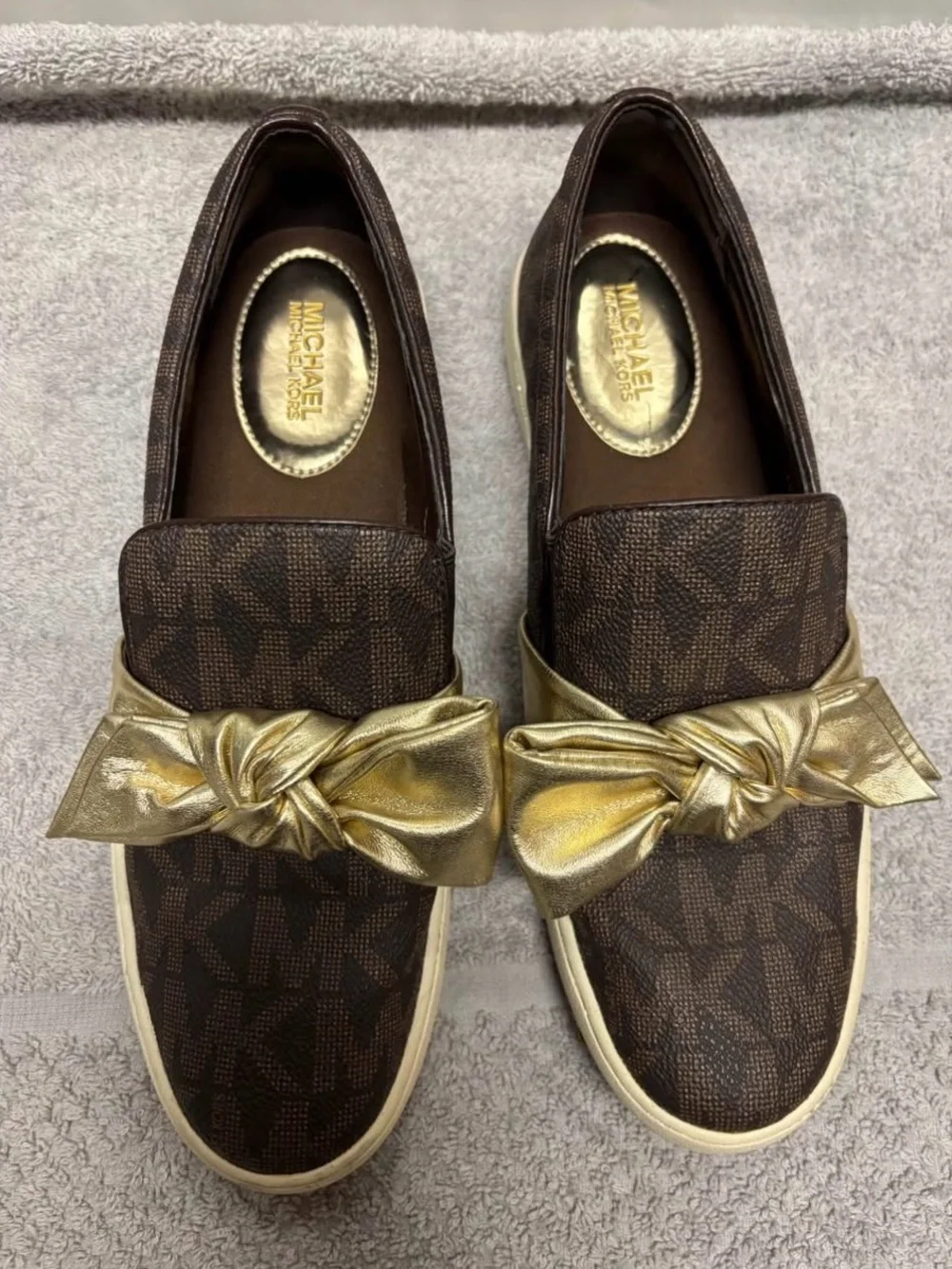 Michael Kors Brown Logo Slip-On Flats with Gold Knot Accent women’s size 8